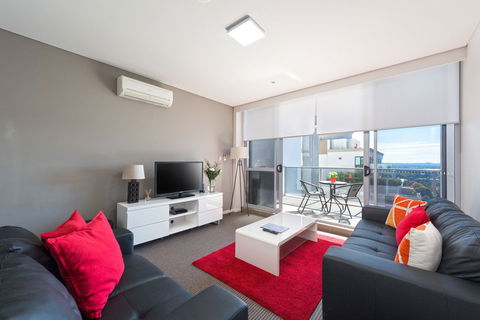 Astra Apartments North Sydney - Holiday Adelaide 2