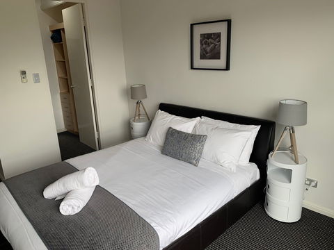 Astra Apartments North Sydney - Holiday Adelaide 10
