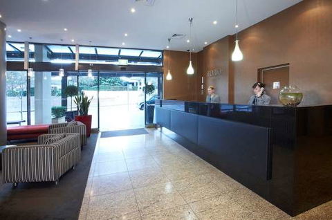 Mantra Chatswood - Holiday Adelaide 3