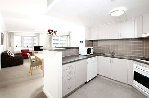 Mantra Chatswood - Holiday Adelaide 8