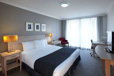 Mantra Chatswood - Holiday Adelaide 11