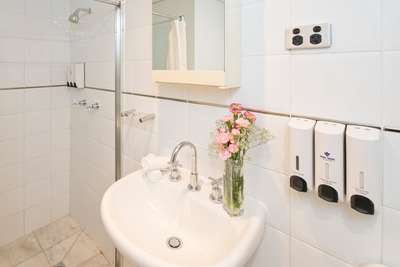 Park Regis Concierge Apartments - Holiday Adelaide 9