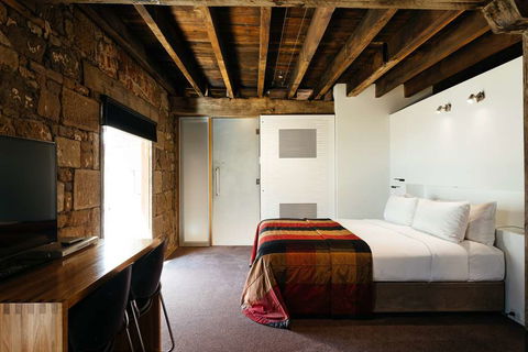 The Henry Jones Art Hotel - Holiday Adelaide 6