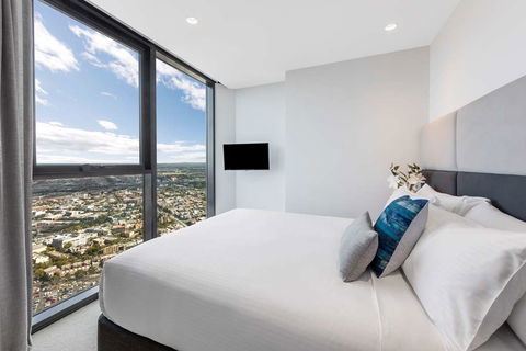 Imagine Lighthouse - Holiday Adelaide 4