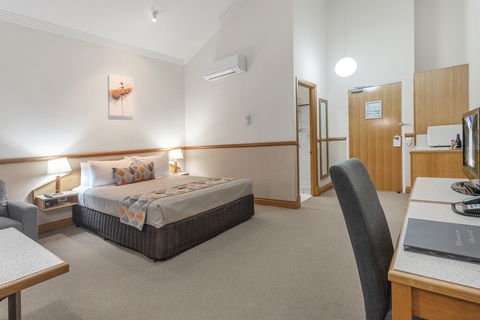 The Airport International Motel - Holiday Adelaide 4