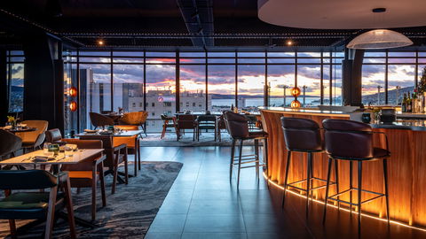 Crowne Plaza Hobart - Holiday Adelaide 11