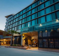 Eatons Hill Hotel - Holiday Adelaide