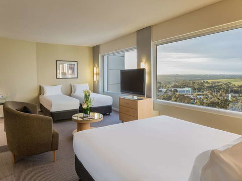 PARKROYAL Melbourne Airport - Holiday Adelaide 3