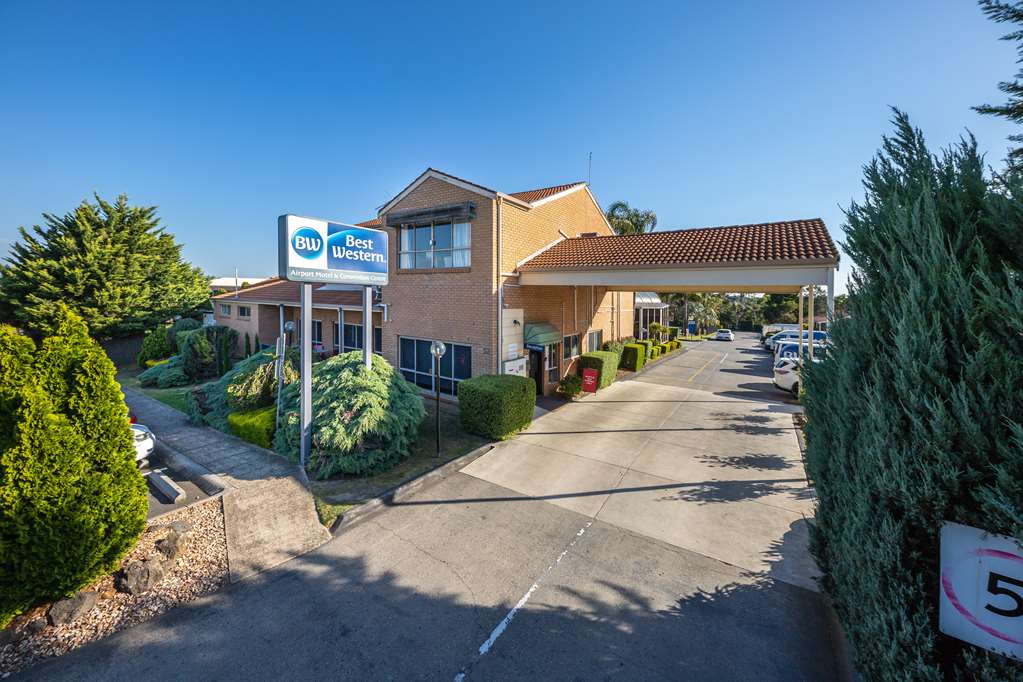 Attwood VIC Holiday Adelaide