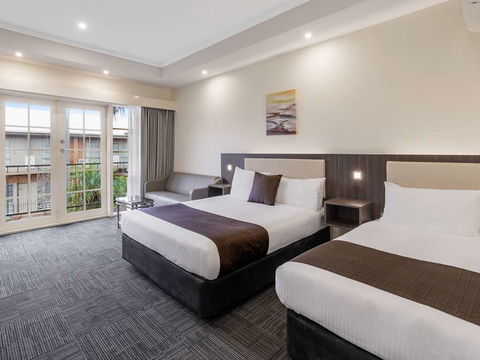 Quality Hotel Melbourne Airport - Holiday Adelaide 7