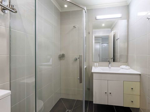 Quality Hotel Melbourne Airport - Holiday Adelaide 13