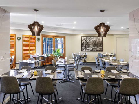 Quality Hotel Melbourne Airport - Holiday Adelaide 14