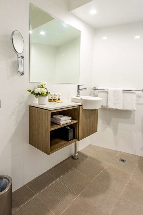 Pacific Hotel Brisbane - Holiday Adelaide 1