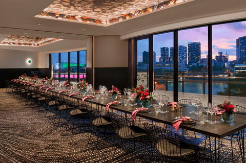 W Brisbane - Holiday Adelaide 3