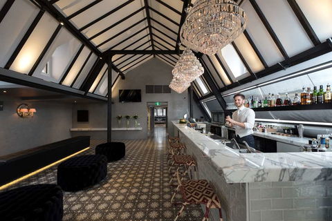 Mayfair Hotel - Holiday Adelaide 15