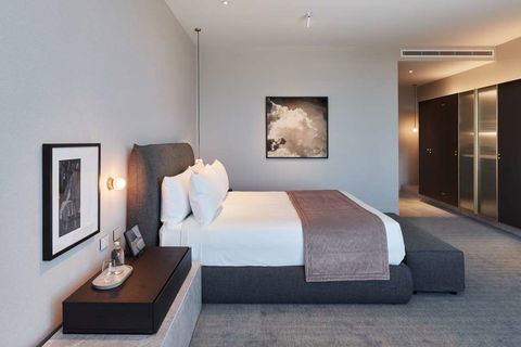 Eos By SkyCity - Holiday Adelaide 6