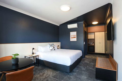 HotelMOTEL - Holiday Adelaide 4