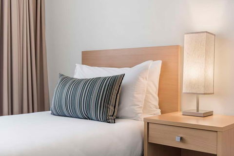 Franklin Central Apartments - Holiday Adelaide 7