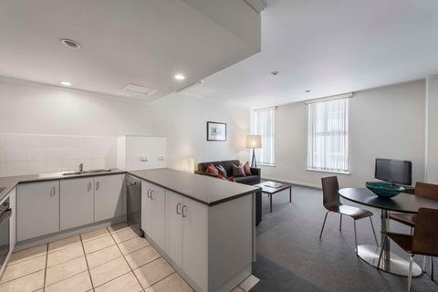Franklin Central Apartments - Holiday Adelaide 11