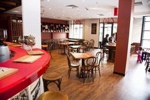 Frome Apartments - Holiday Adelaide 3