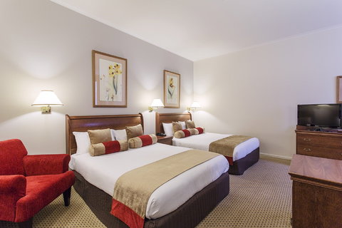 Hotel Grand Chancellor on Currie - Holiday Adelaide 6