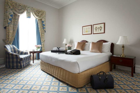 The Hotel Windsor - Holiday Adelaide 4