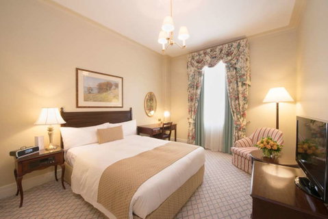 The Hotel Windsor - Holiday Adelaide 5