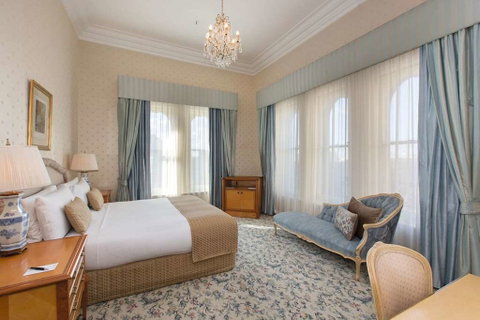 The Hotel Windsor - Holiday Adelaide 13