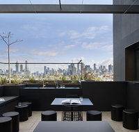 Lanbruk Apartment Hotel-Richomnd Hill - Holiday Adelaide