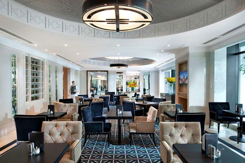 Crown Towers Melbourne - Holiday Adelaide 9