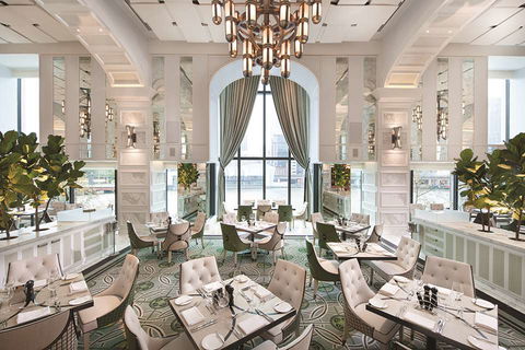 Crown Towers Melbourne - Holiday Adelaide 17