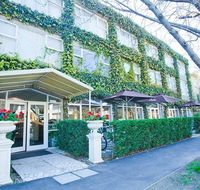 Punt Road Apartment Hotel - Holiday Adelaide