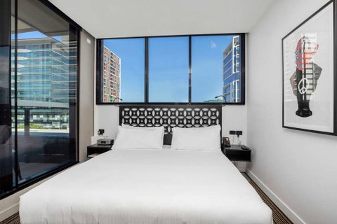 The Constance - Holiday Adelaide 10