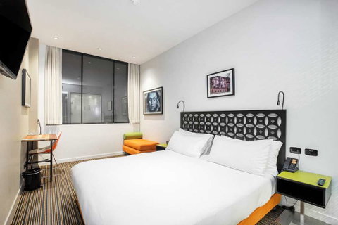 The Constance - Holiday Adelaide 12