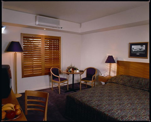 Kingsford Smith Motel - Holiday Adelaide 2