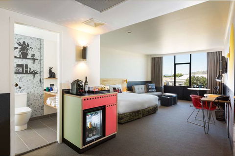 Atura Albury - Holiday Adelaide 8