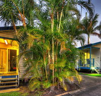 Alex Beach Cabins  Tourist Park - Holiday Adelaide