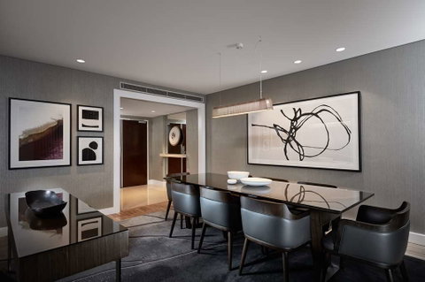 Hilton Sydney - Holiday Adelaide 8
