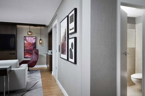Hilton Sydney - Holiday Adelaide 17