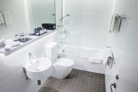 Adge Apartment Hotel - Holiday Adelaide 14
