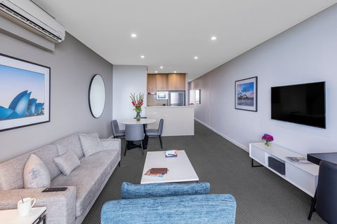 Meriton Suites Waterloo - Holiday Adelaide 5
