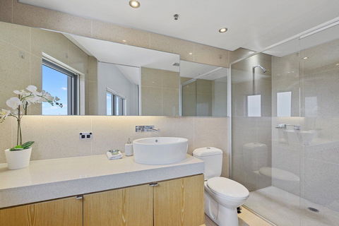 Astra Jasper - Holiday Adelaide 7