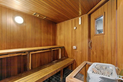 Astra Jasper - Holiday Adelaide 15