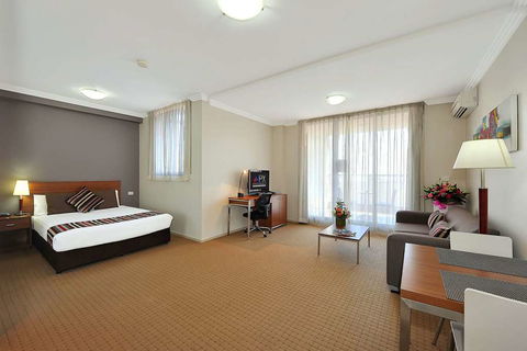 APX Apartments Darling Harbour - Holiday Adelaide 9