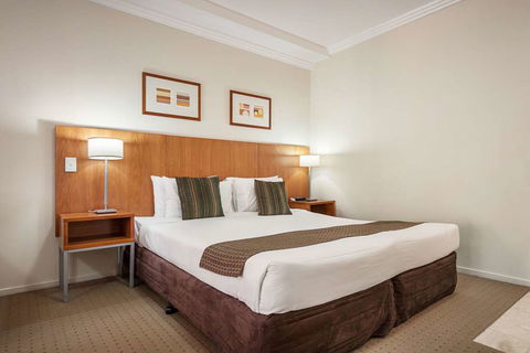 APX Apartments Darling Harbour - Holiday Adelaide 14