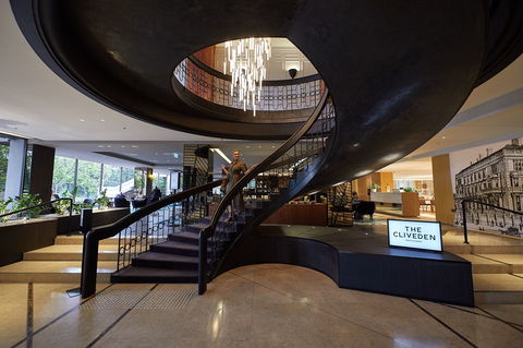Pullman Melbourne On The Park - Holiday Adelaide 1