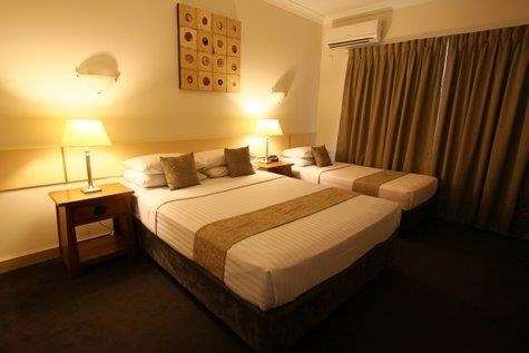 Emerald Maraboon Motor Inn - Holiday Adelaide 3