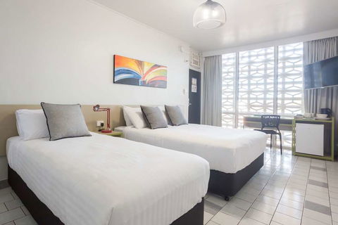 Emerald Star, A Nightcap Hotel - Holiday Adelaide 9