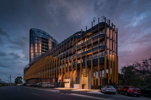 Punthill Ivanhoe Hotel - Holiday Adelaide 0