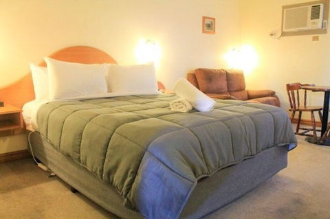 St Georges Motor Inn - Holiday Adelaide 6
